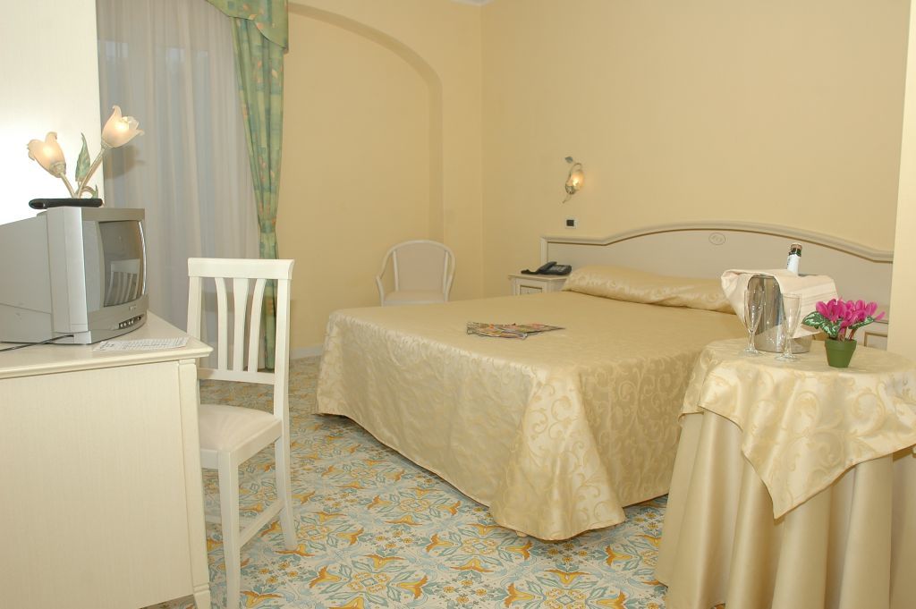 Hotel Villa Franca Forio  Luaran gambar