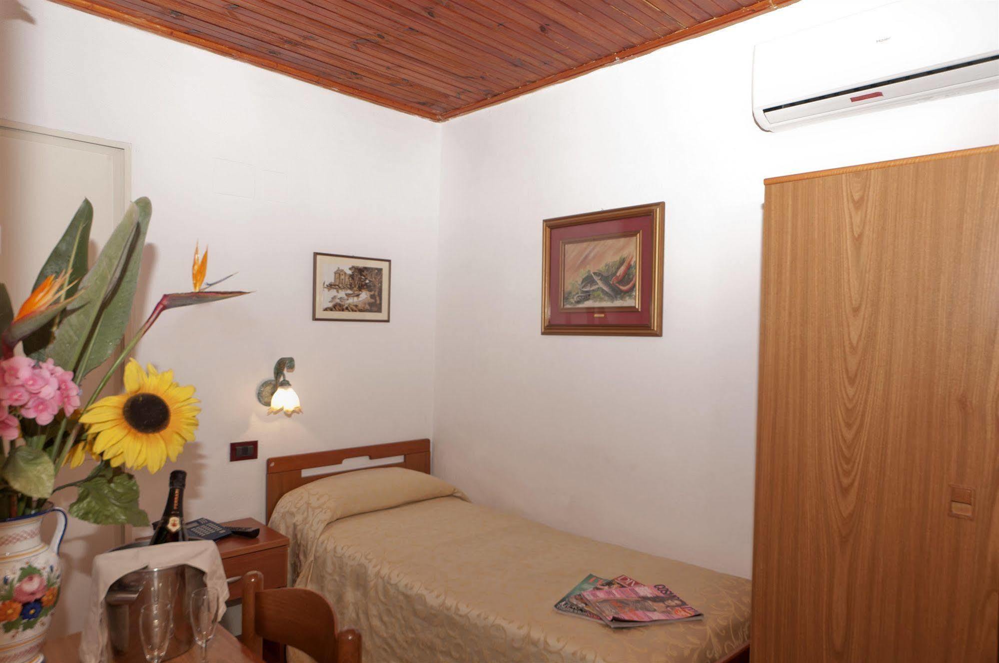 Hotel Villa Franca Forio  Luaran gambar